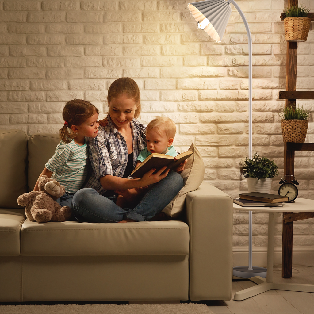 Floor Lamp with Pleated Lamp Shades-1