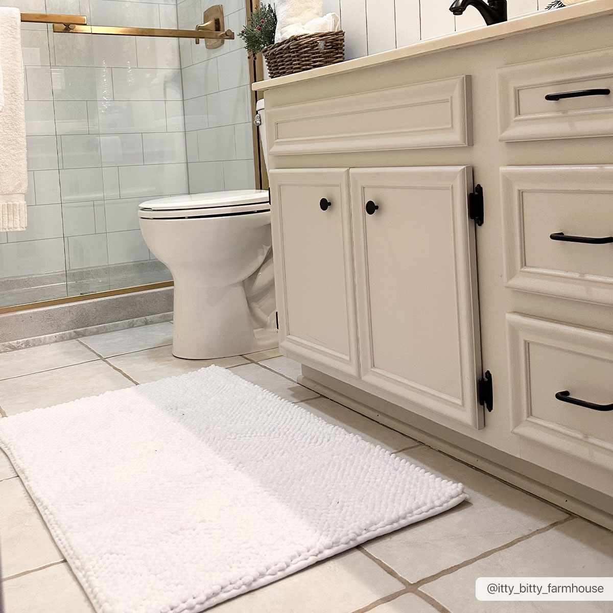 Washable Bath Mat, White-1